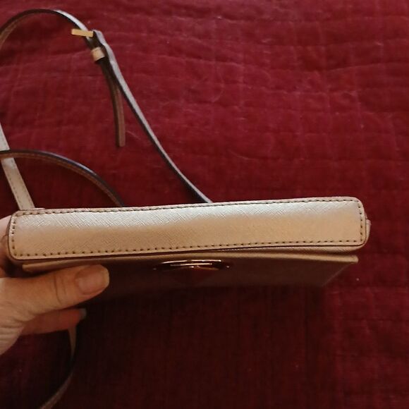 Kate Spade  - Picture 7 of 8